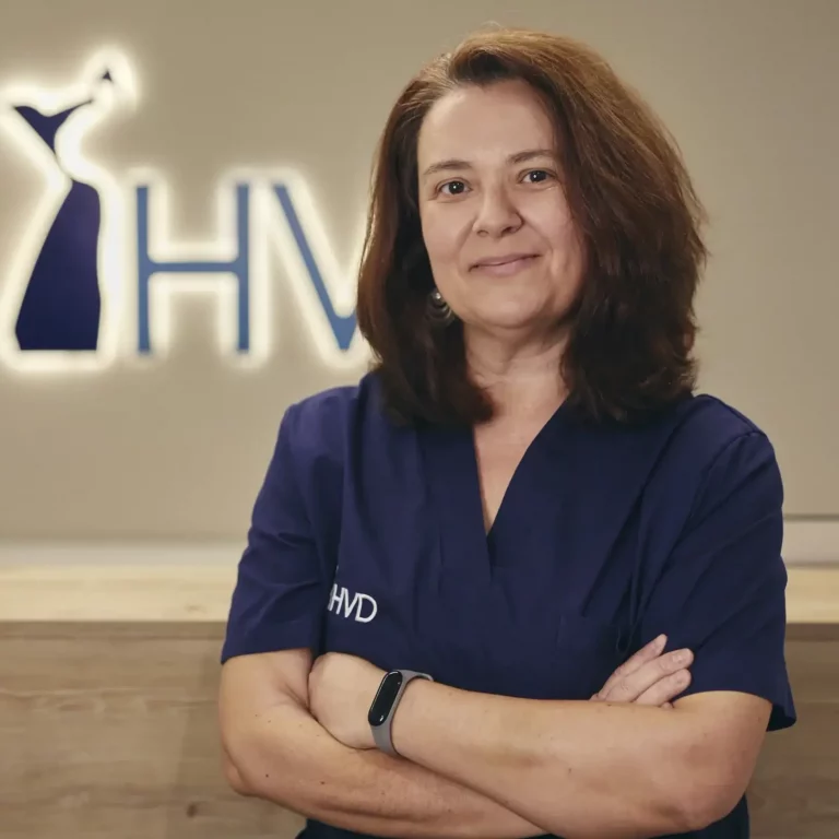 Susana Rodríguez Veterinària Especialista en Medicina Interna i Dermatologia