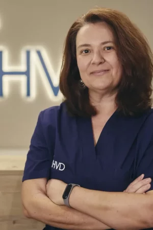 Susana Rodríguez Veterinària Especialista en Medicina Interna i Dermatologia
